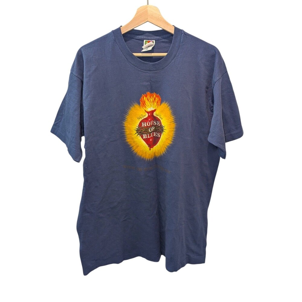 Vintage 90s House of Blues Chicago Single Stitch Tee Shirt XL Sacred Heart USA